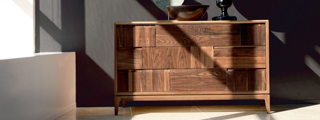 Chest of Drawer handcrafted in Italy in walnut wood