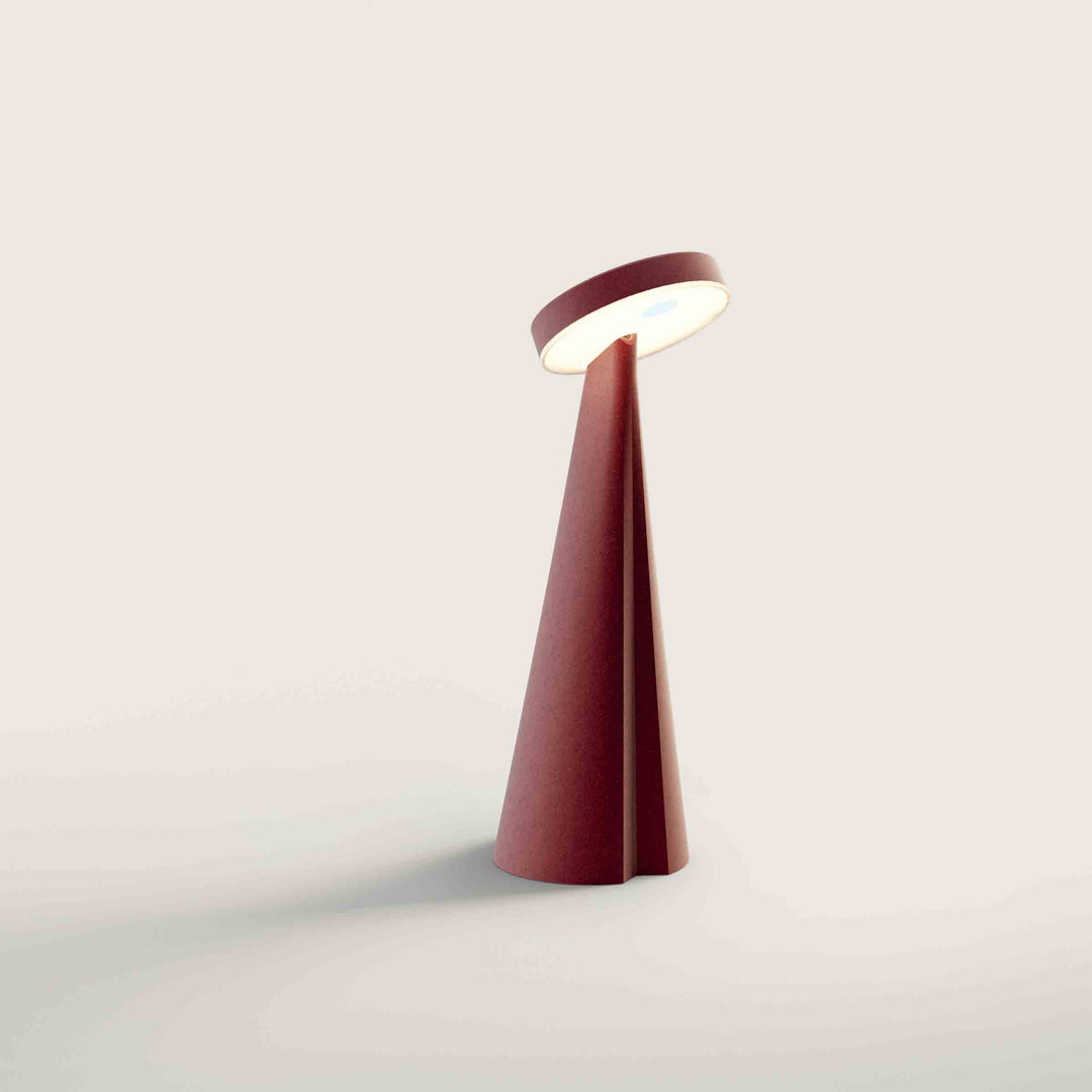 VITA D Bordslampa: Din dagliga dos av vitamin D och italiensk design