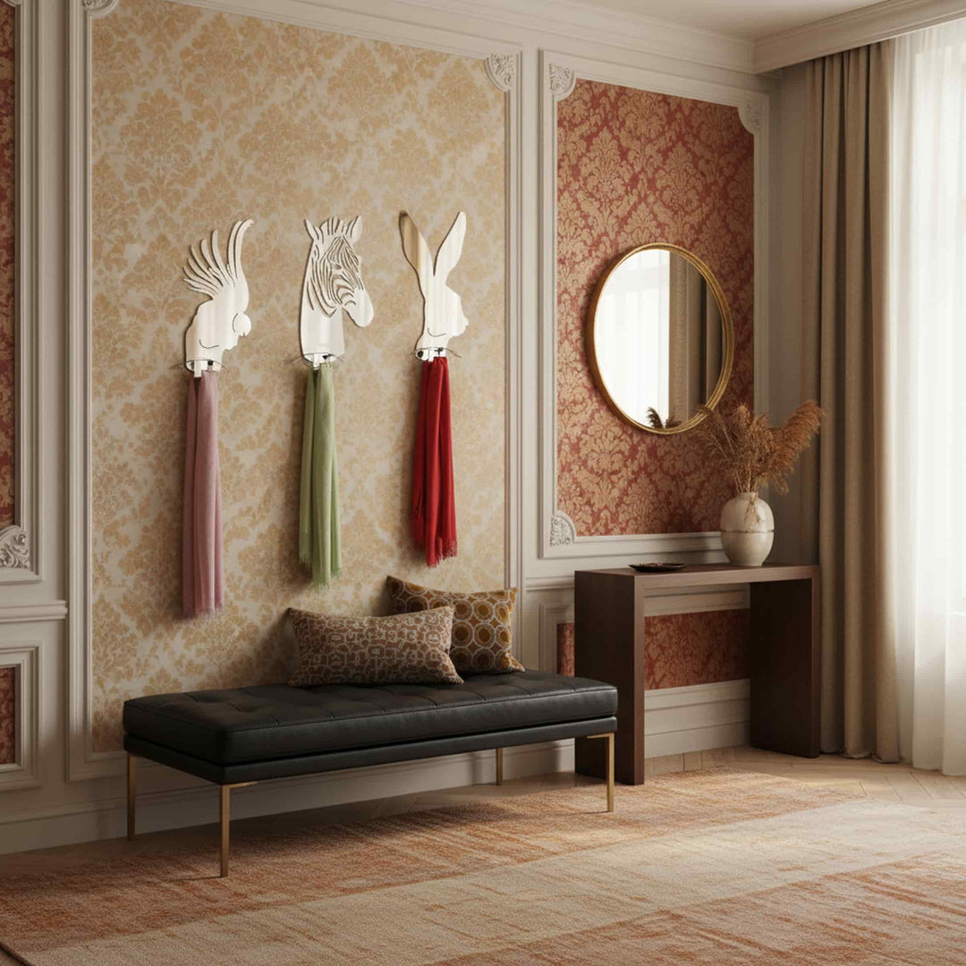 Wall-Mounted-Clothes-Hanger-CACCIA_GROSSA-Lettera_G-03-2400x2400