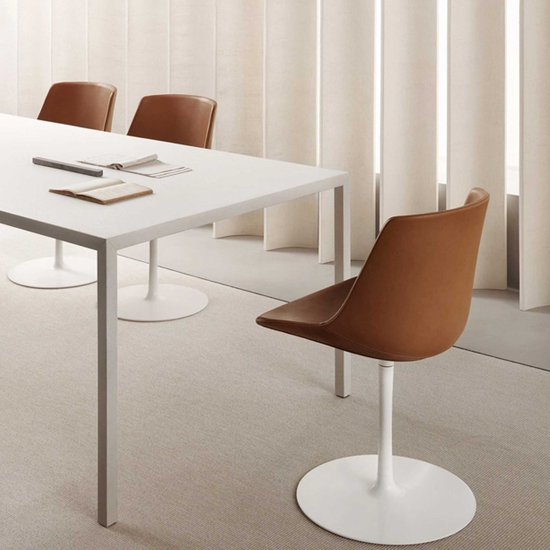 Tafel TENSE door Piergiorgio & Michele Cazzaniga voor MDF Italia