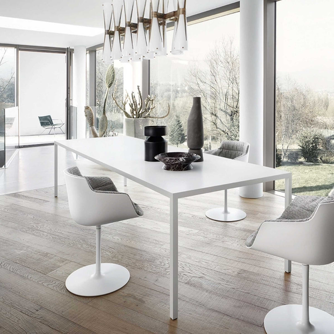 Tafel TENSE door Piergiorgio & Michele Cazzaniga voor MDF Italia