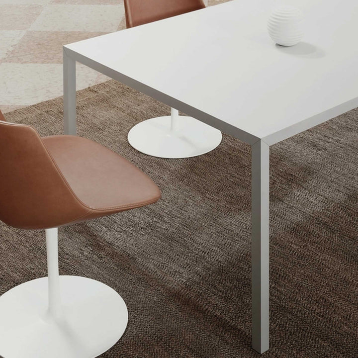 Tafel TENSE door Piergiorgio & Michele Cazzaniga voor MDF Italia