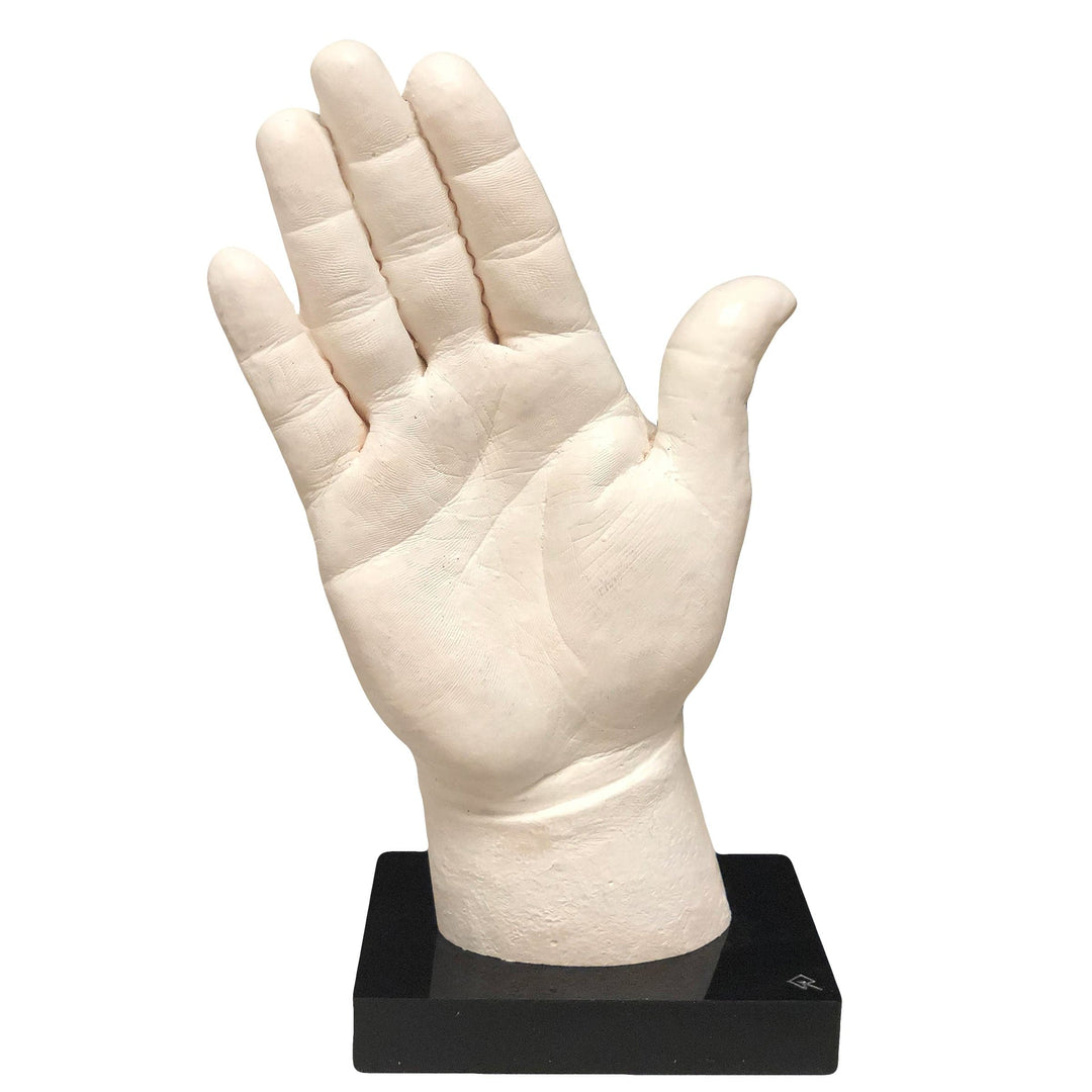 Resin Sculpture MANO D'OPERA CIAO by Gennaro Regina 02