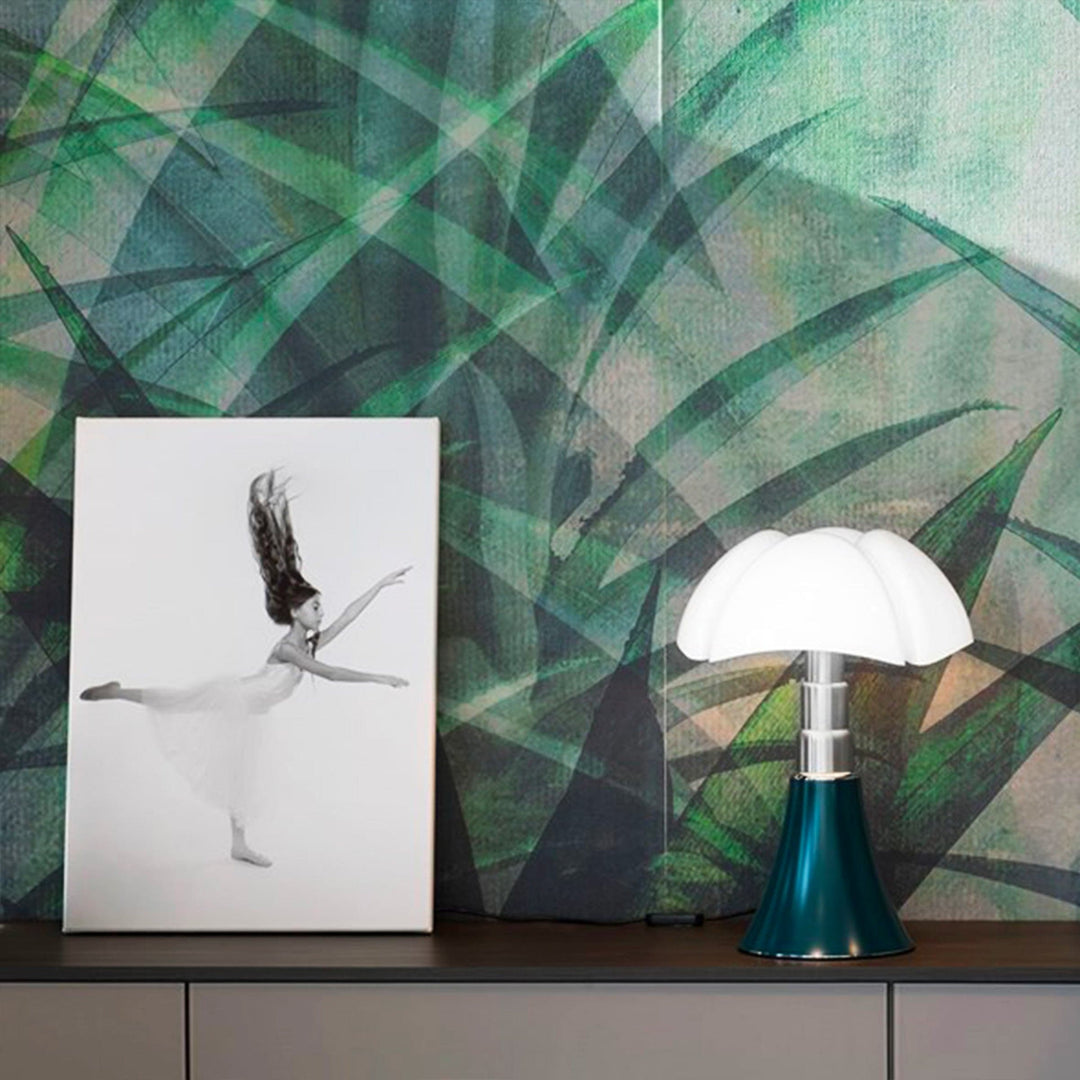 Table LED Lamp PIPISTRELLO MEDIO 50-62 cm by Gae Aulenti 01