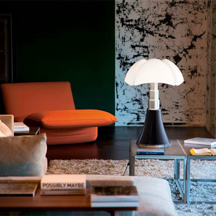 Table and Floor Lamp PIPISTRELLO 66-86 cm by Gae Aulenti 015