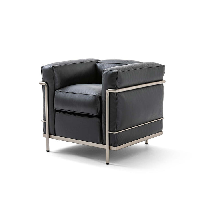 Armchair - "2, Fauteuil Grand Confort, Durable", designed by Le Corbusier, Pierre Jeanneret, Charlotte Perriand for Cassina 02