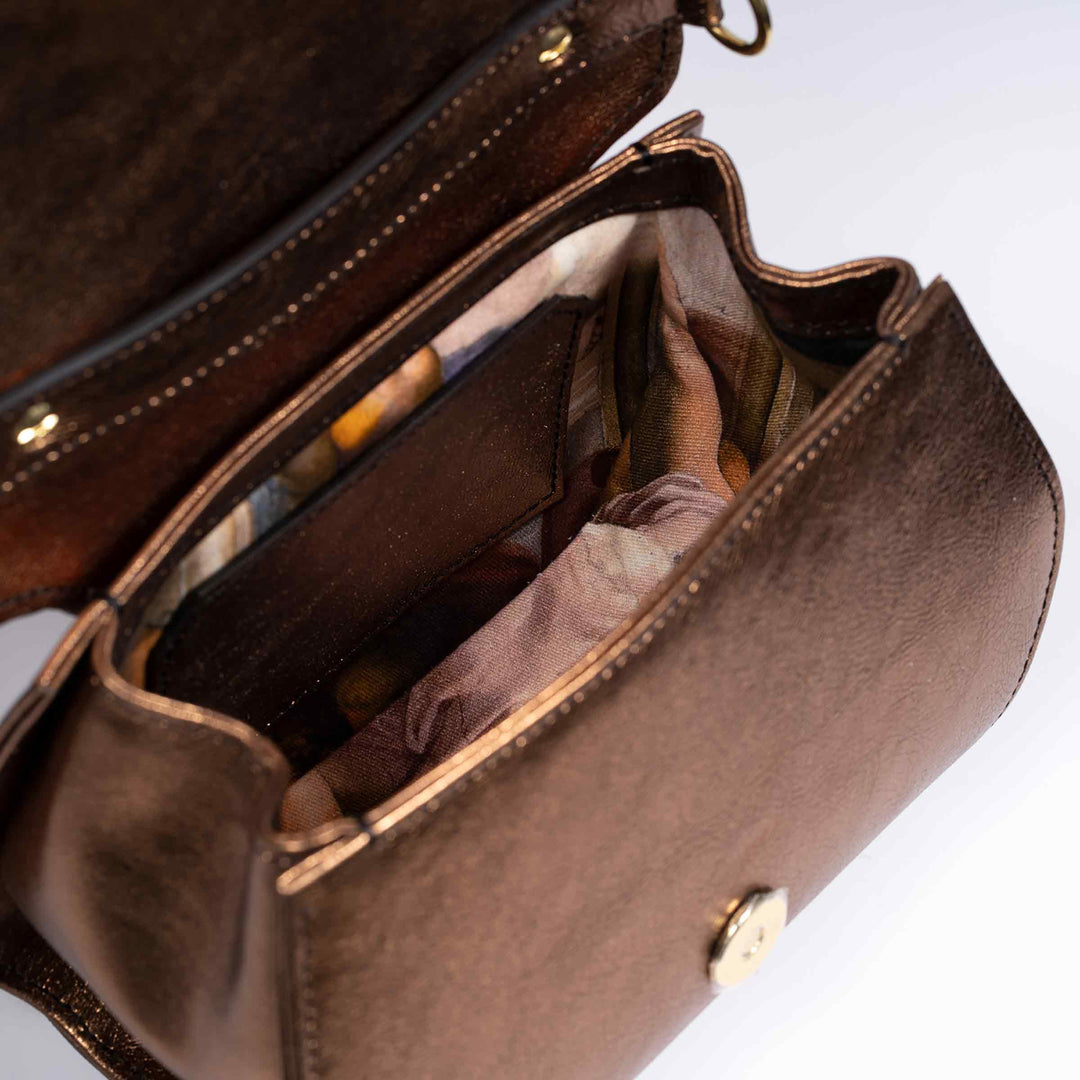 Crossbody Leather Bag DIAMOND Mini by MARCO Atelier 06