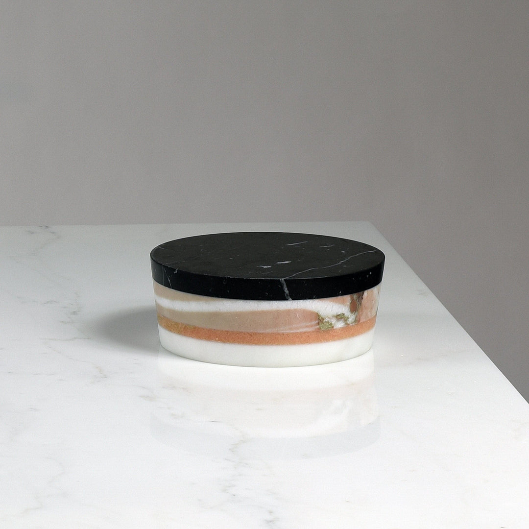 Marble Centrepiece CUM VIVERE 04