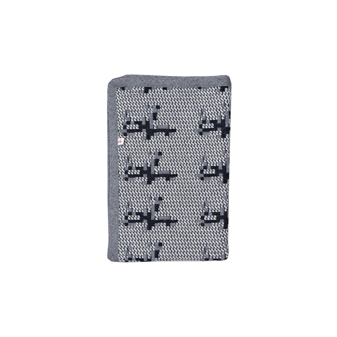 Wool Throw Blanket PUNTO PECORA Large by Studiocharlie - Limited Edition 04