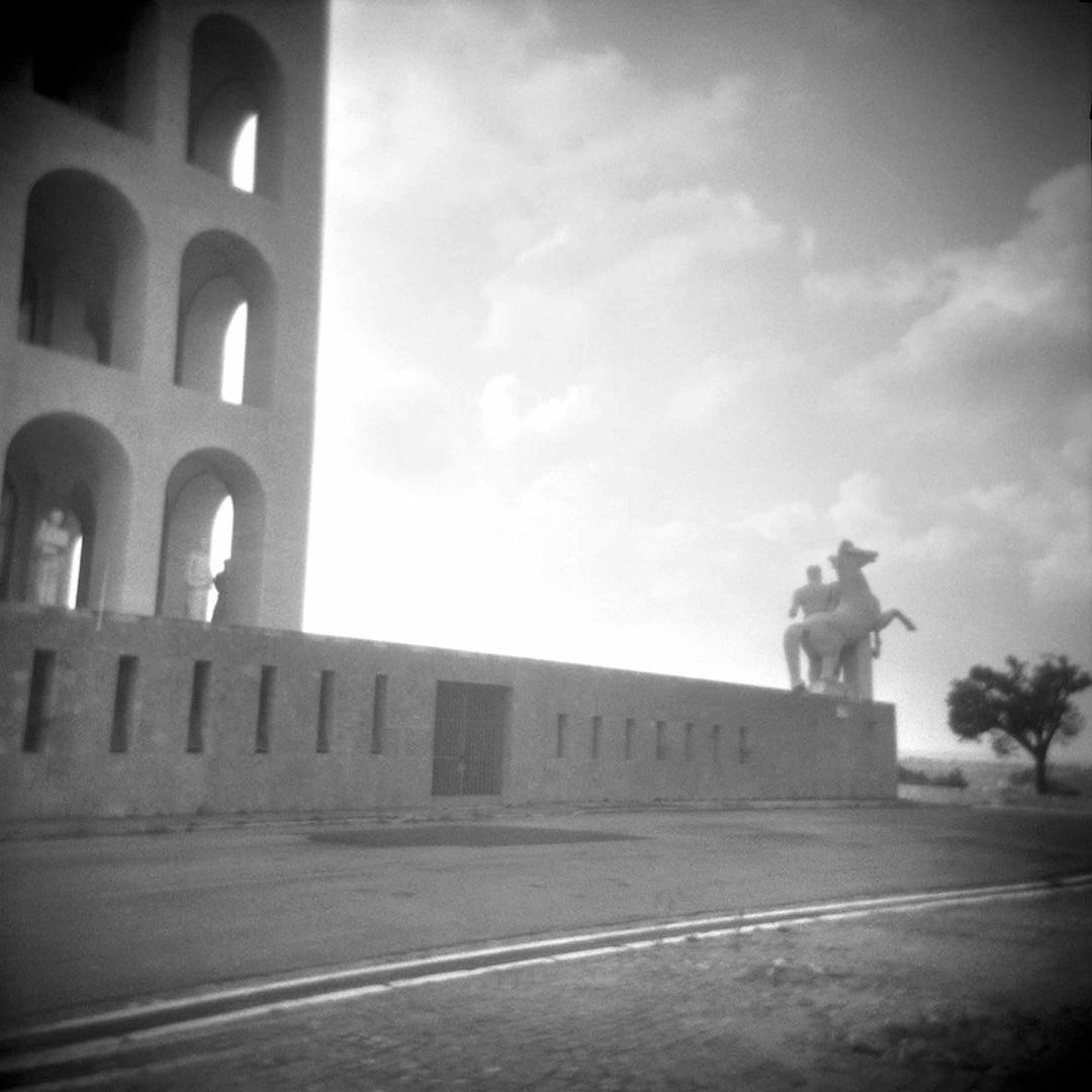 IL COLOSSEO QUADRATO, OMAGGIO A DE CHIRICO - Candido Baldacchino - 2013 - 60 x 60 - Limited Edition 01