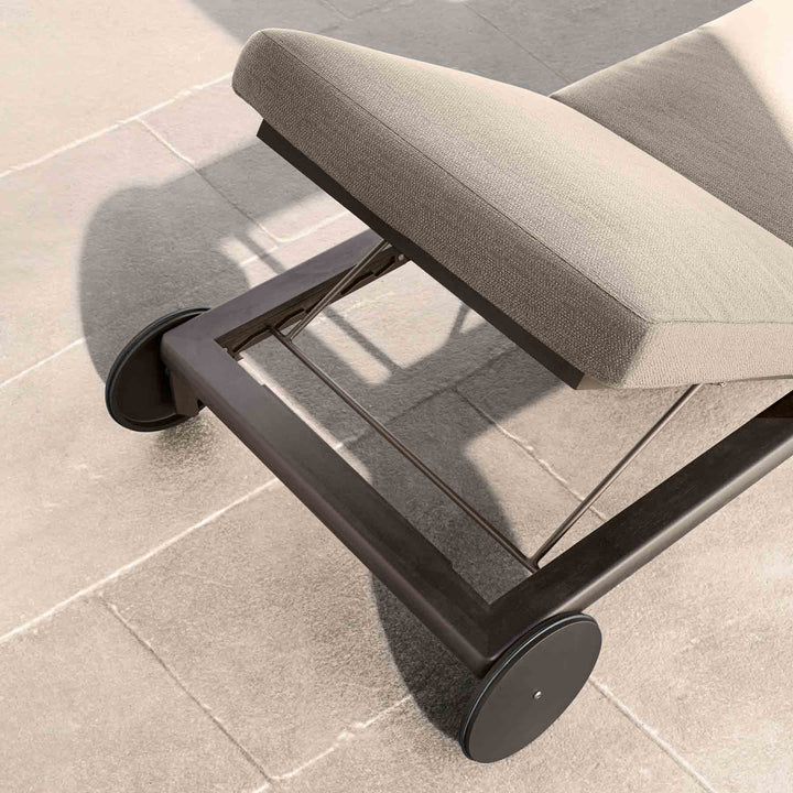 Upholstered Sunbed ALLURE by Christophe Pillet for Talenti 05