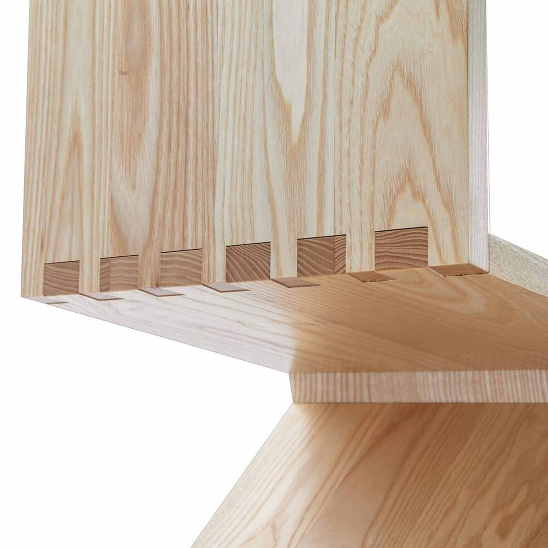 Cantiliver Wood Chair ZIG ZAG, designed by Gerrit T. Rietveld for Cassina 05